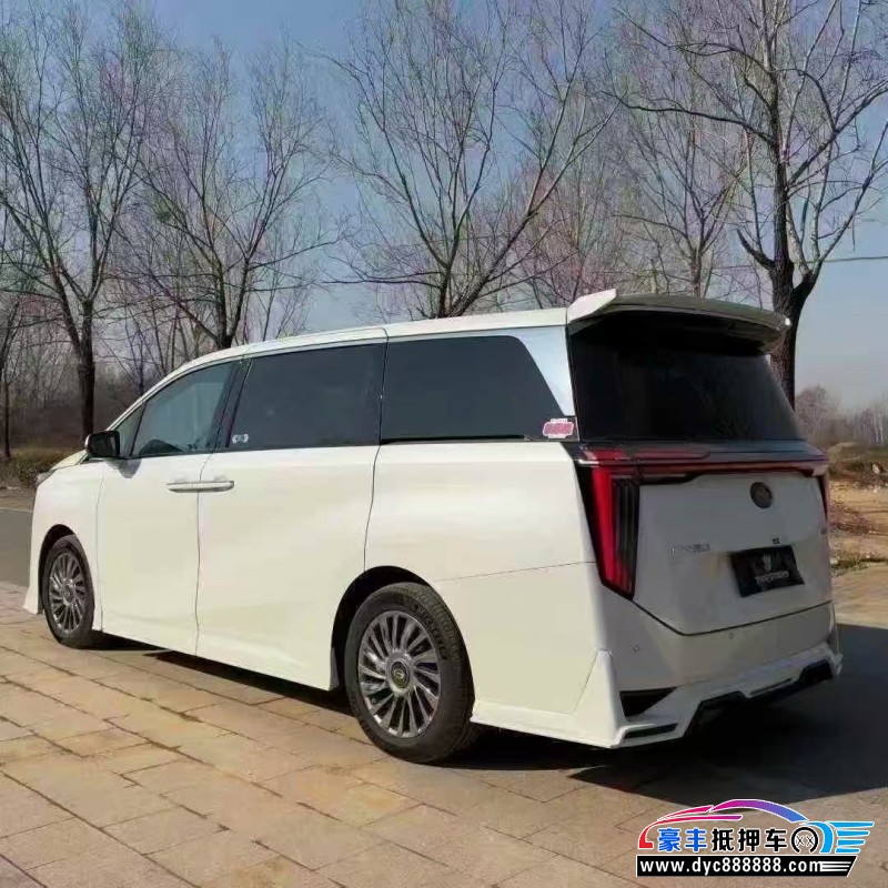 23年传祺M8轿车抵押车出售