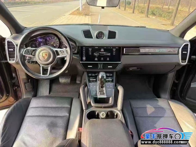 20年保时捷卡宴轿车抵押车出售