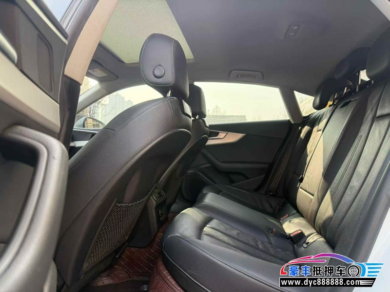 19年奥迪A5轿车抵押车出售