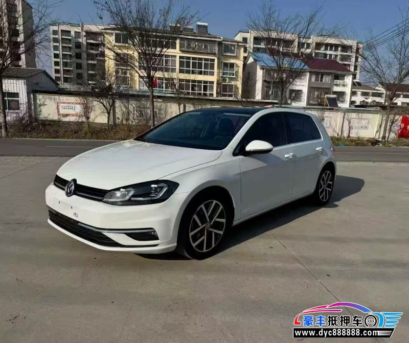 21年大众高尔夫轿车抵押车出售