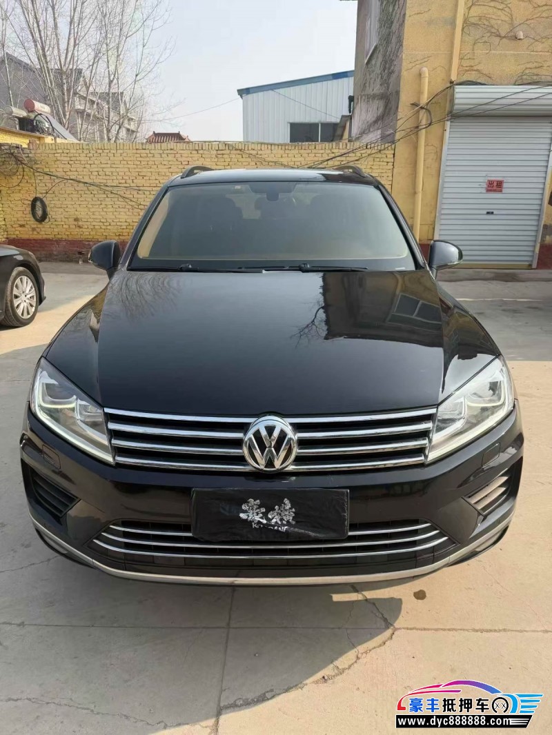 抵押车出售16年大众途锐轿车