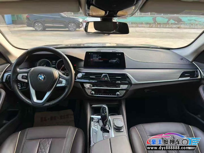 18年宝马5系轿车抵押车出售