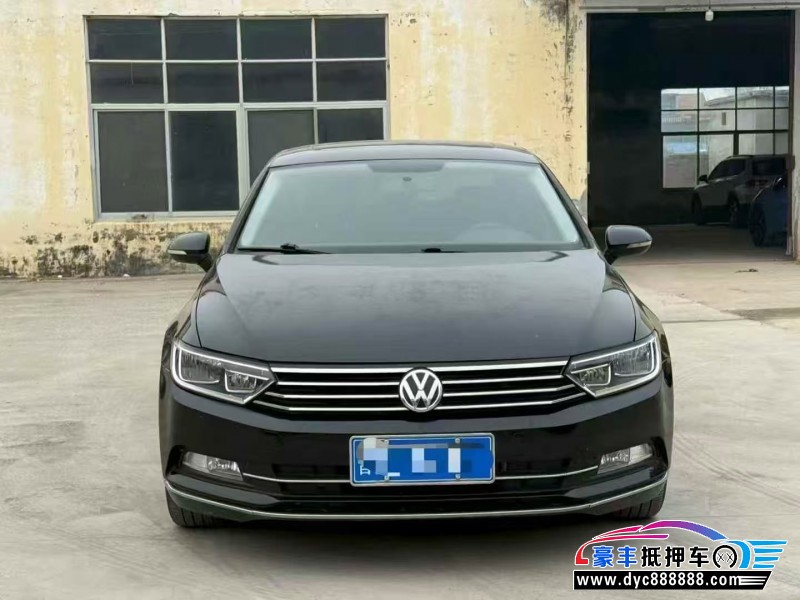 18年大众迈腾轿车抵押车出售