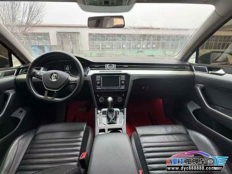 18年大众迈腾轿车抵押车出售