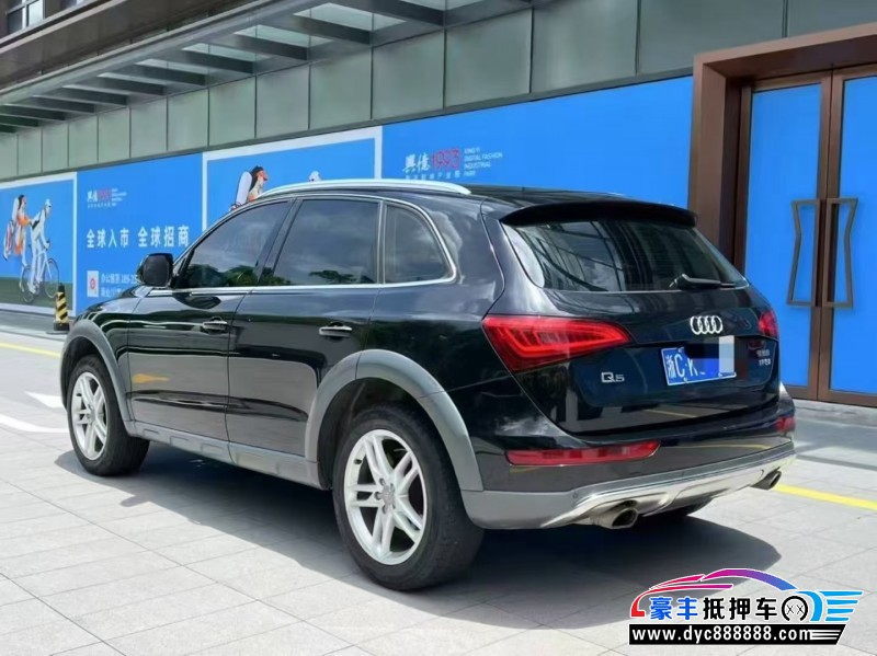 17年奥迪Q7轿车抵押车出售