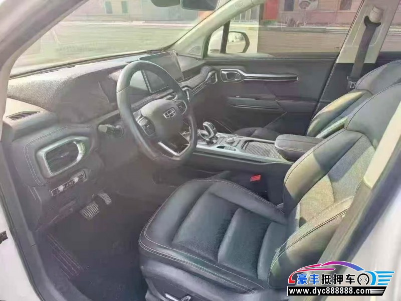 21年吉利豪越轿车抵押车出售