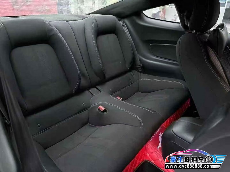 18年福特野马轿车抵押车出售