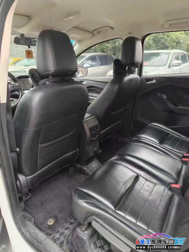 17年福特翼虎轿车抵押车出售