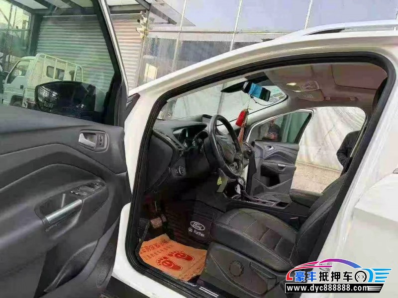 18年福特翼虎轿车抵押车出售