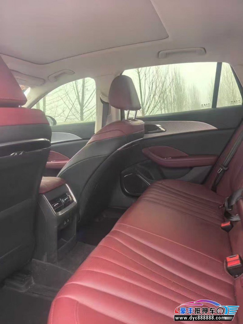 23年红旗H5轿车抵押车出售