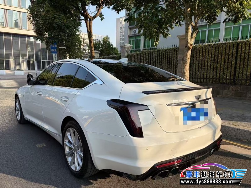 22年凯迪拉克CT5轿车抵押车出售