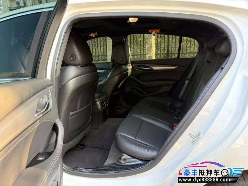 22年凯迪拉克CT5轿车抵押车出售