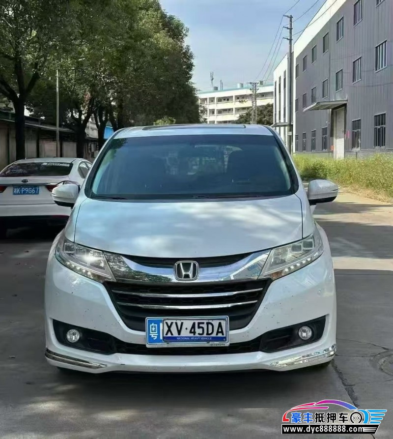 抵押车出售16年本田奥德赛轿车