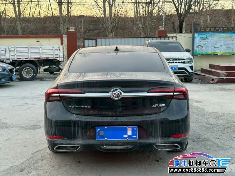 22年别克君越轿车抵押车出售