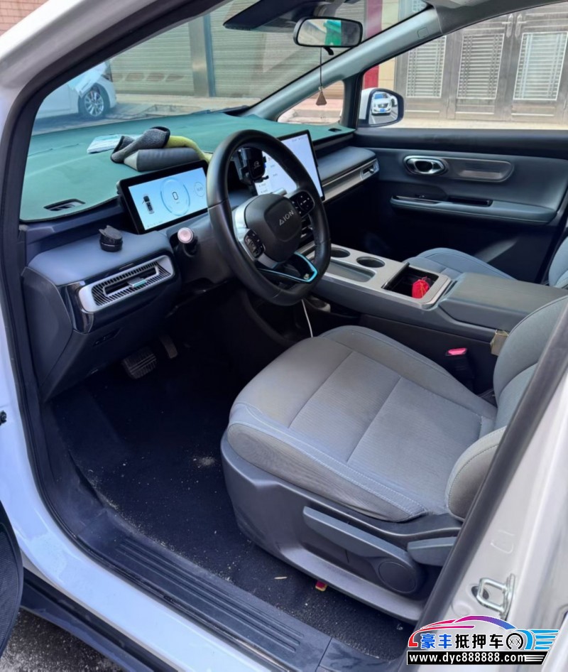 24年埃安Y轿车抵押车出售