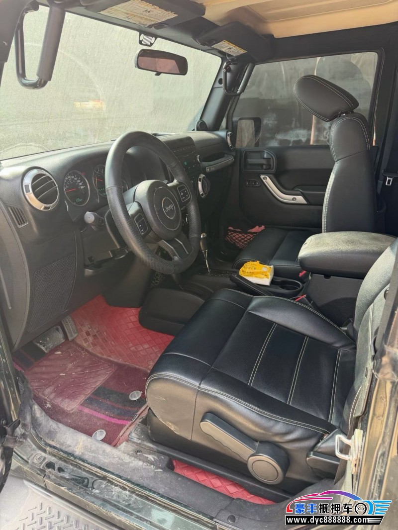 12年Jeep牧马人SUV抵押车出售