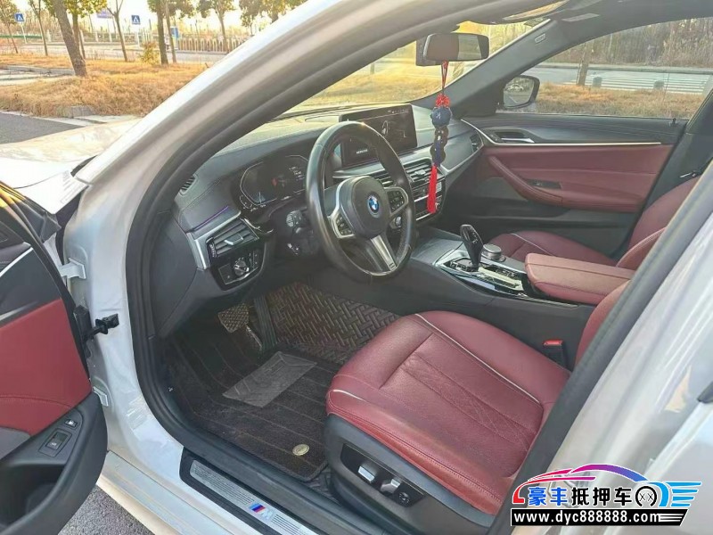 22年宝马5系轿车抵押车出售