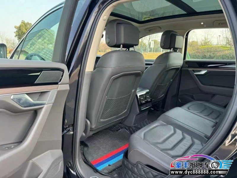 21年大众途锐SUV抵押车出售