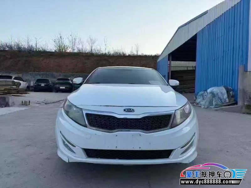 11年起亚K5轿车抵押车出售