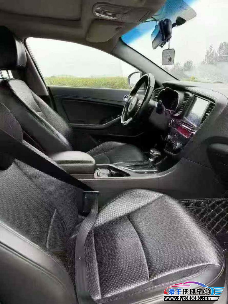 14年起亚K5轿车抵押车出售