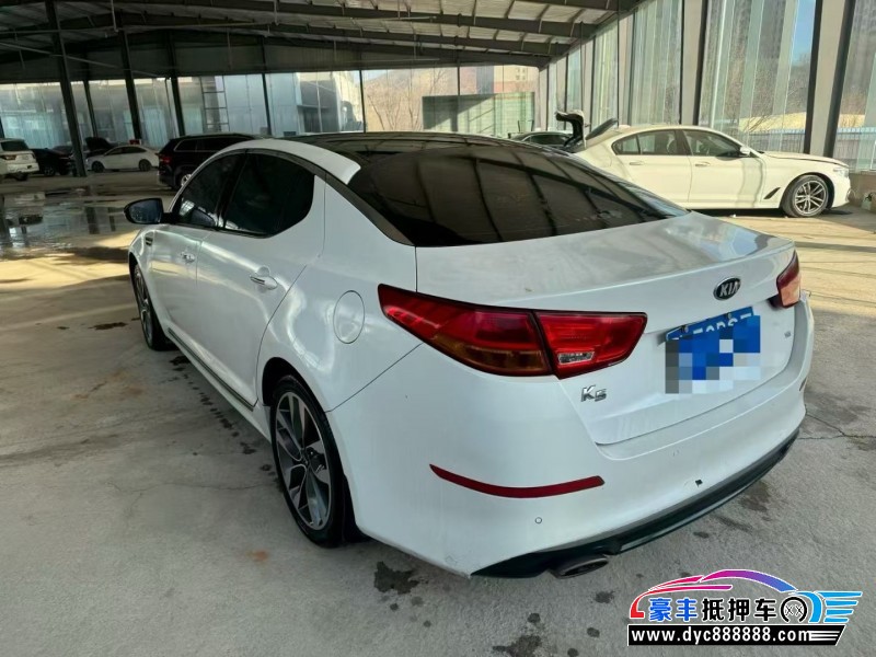 15年起亚K5轿车抵押车出售