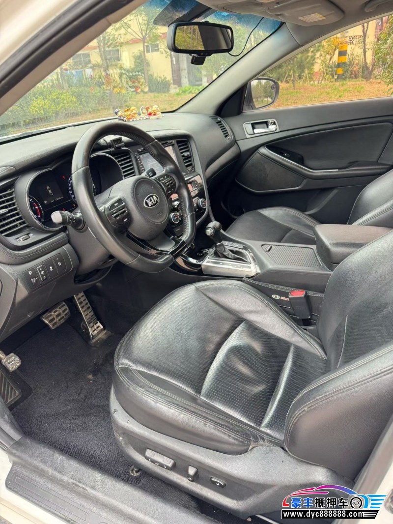 14年起亚K5轿车抵押车出售