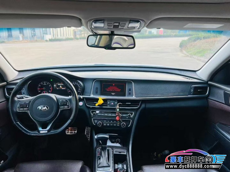 16年起亚K5轿车抵押车出售