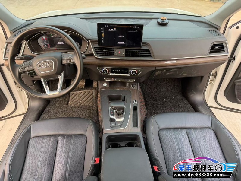 22年奥迪Q5SUV抵押车出售