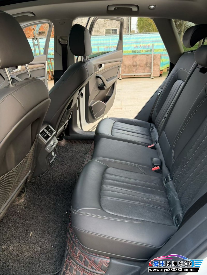 22年奥迪Q5SUV抵押车出售