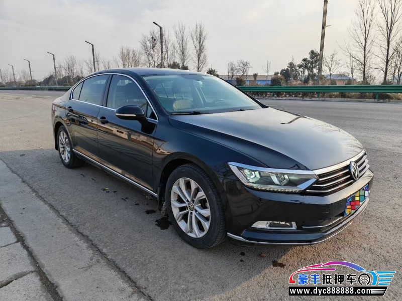 17年大众迈腾轿车抵押车出售