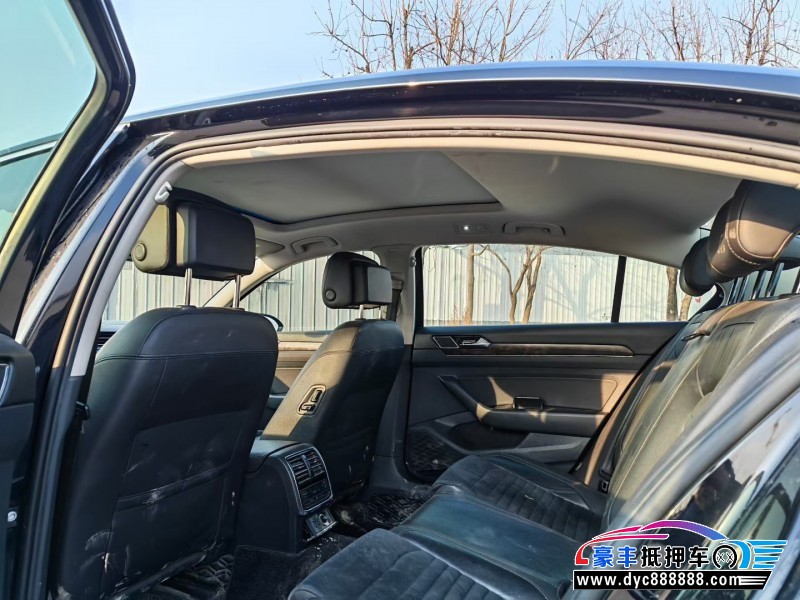 17年大众迈腾轿车抵押车出售