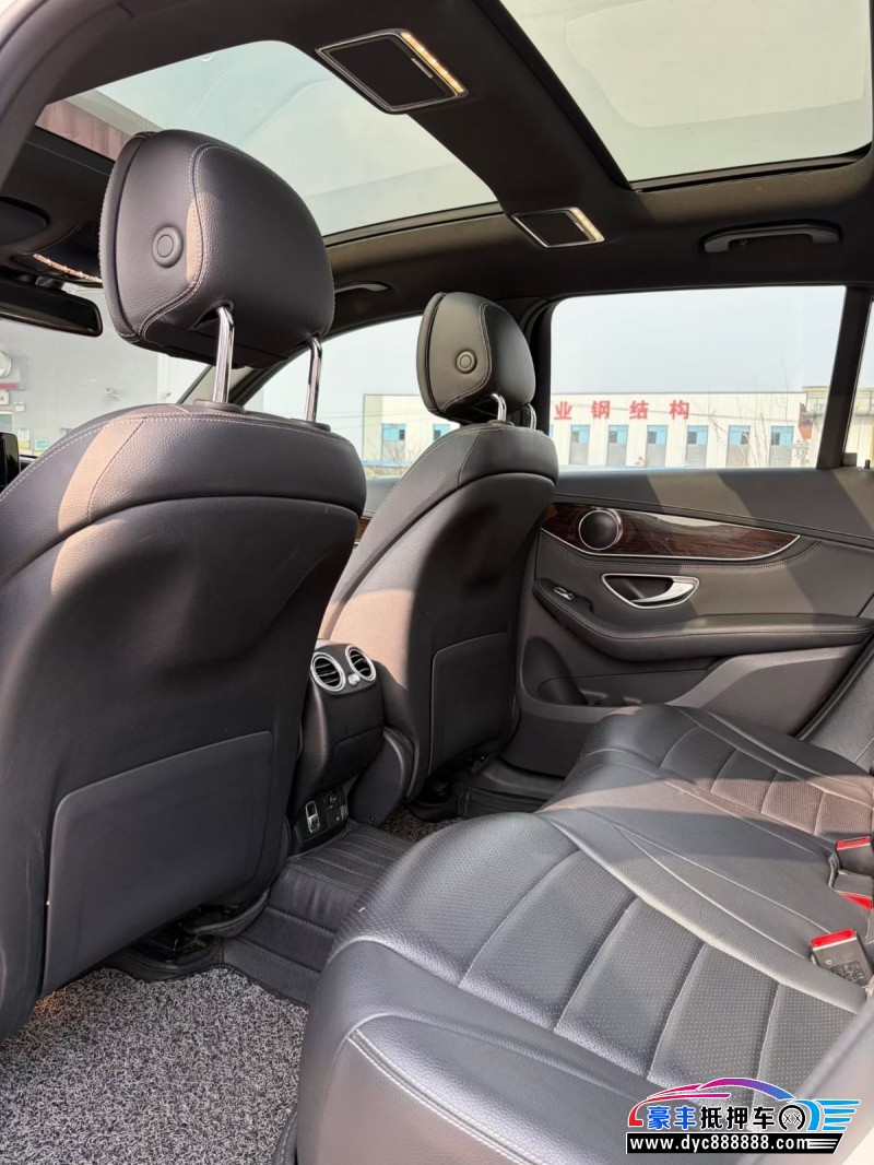 19年奔驰GLCSUV抵押车出售