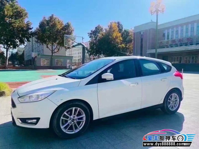 16年福特福克斯轿车抵押车出售