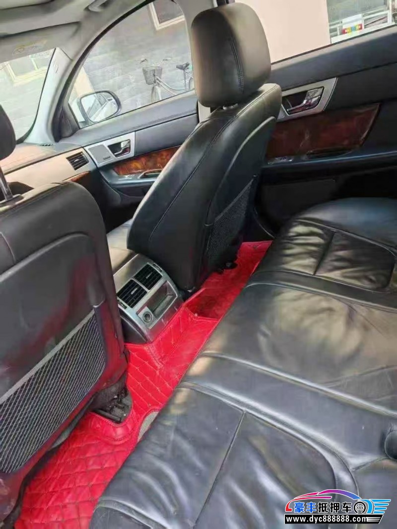 15年捷豹XF轿车抵押车出售