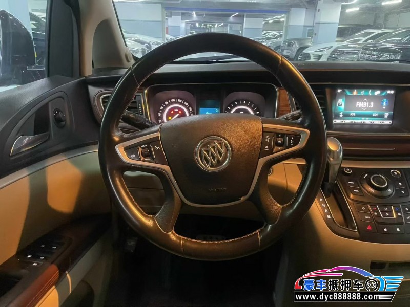 18年别克GL8轿车抵押车出售