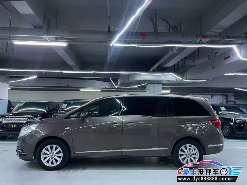 18年别克GL8轿车抵押车出售