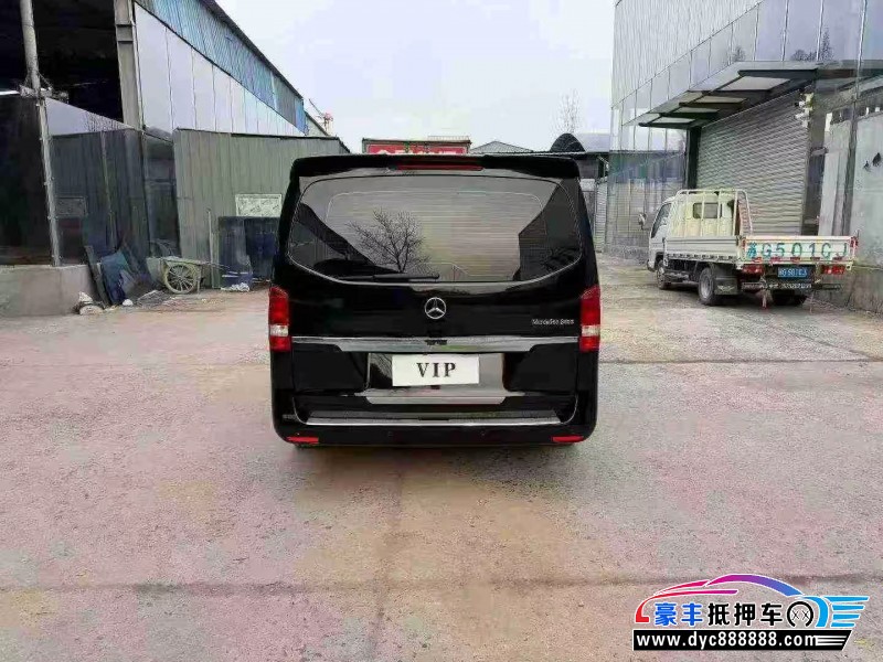 19年奔驰威霆轿车抵押车出售