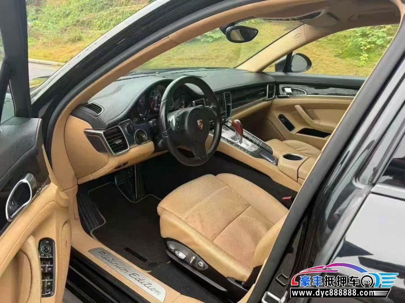 13年保时捷帕纳梅拉跑车抵押车出售