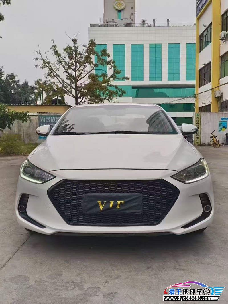 抵押车出售19年现代领动轿车