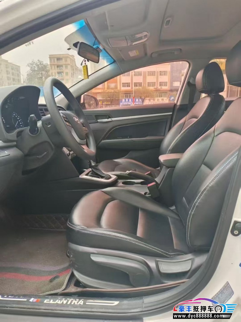 19年现代领动轿车抵押车出售