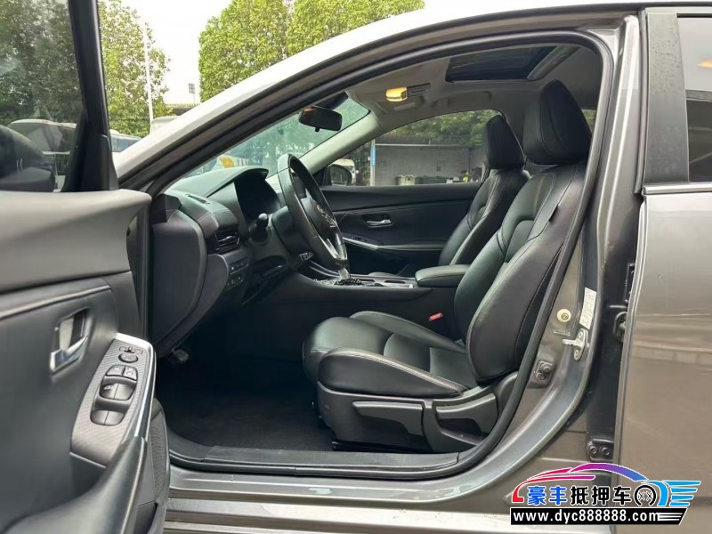 21年日产轩逸轿车抵押车出售