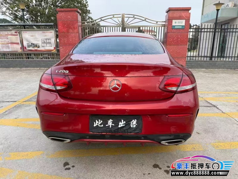 18年奔驰C轿车抵押车出售