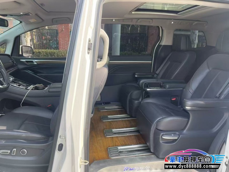 22年传祺M8轿车抵押车出售