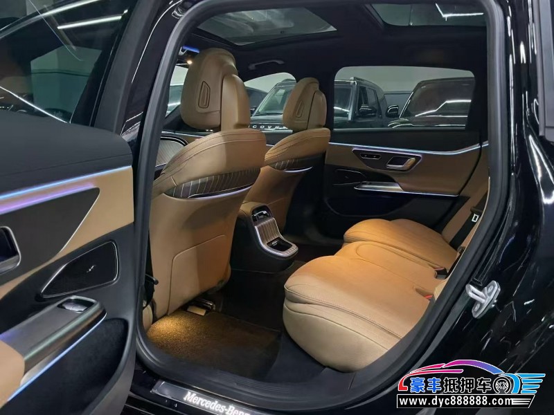 24年奔驰E轿车抵押车出售