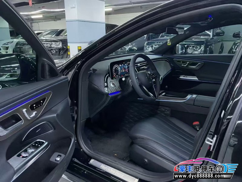 25年奔驰E轿车抵押车出售