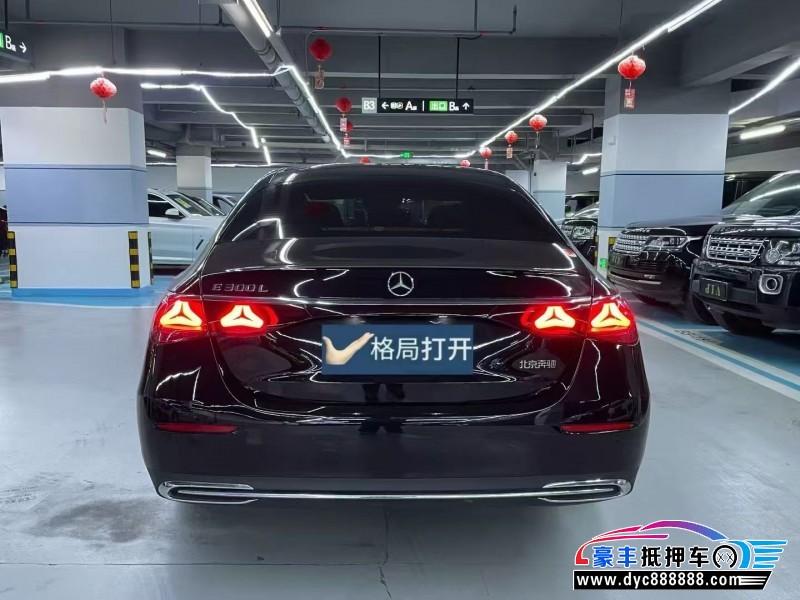 25年奔驰E轿车抵押车出售