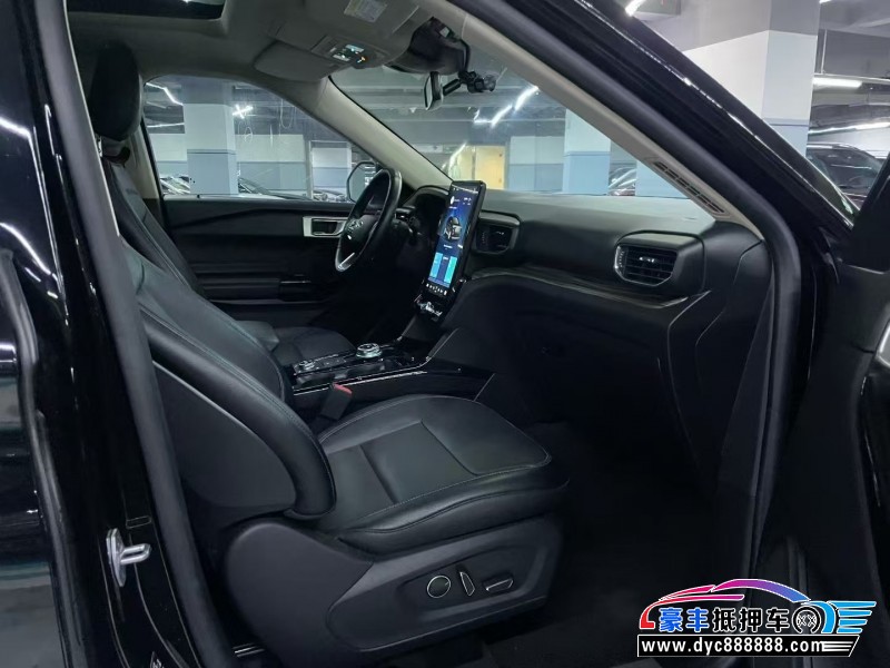 22年福特探险者轿车抵押车出售