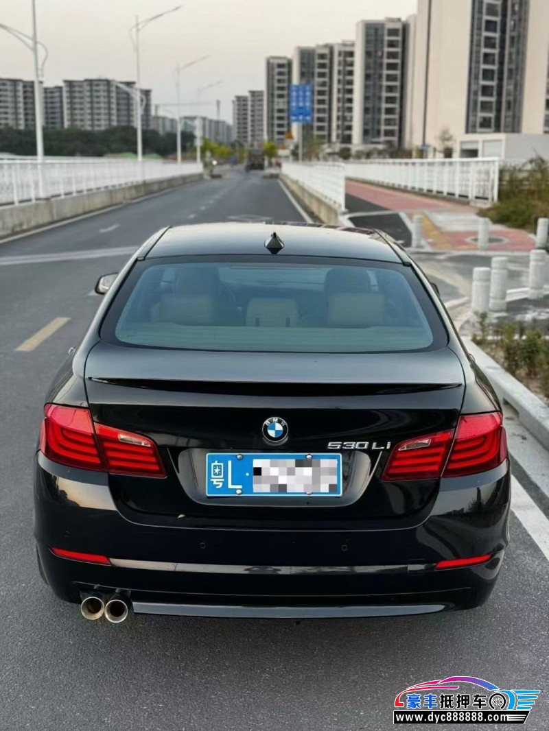 13年宝马5系轿车抵押车出售