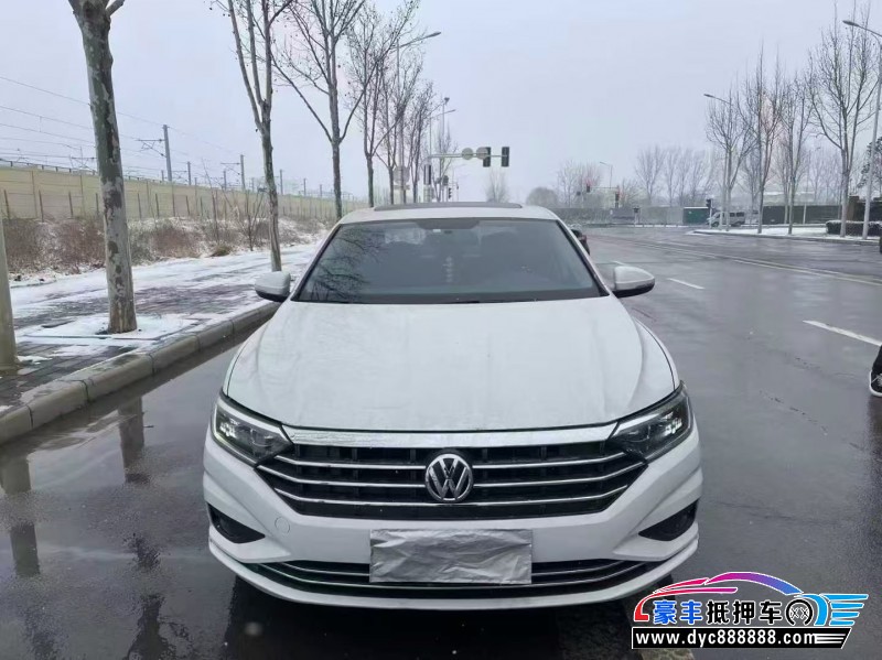 抵押车出售21年大众速腾轿车