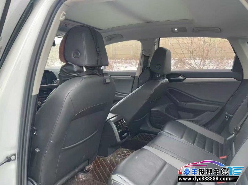 21年大众速腾轿车抵押车出售